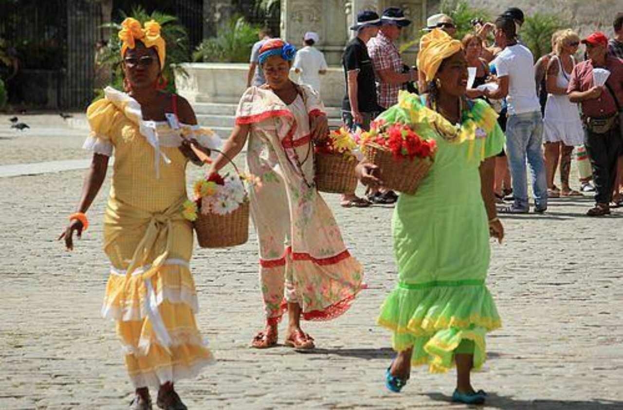 Traje tipico cubano hombre