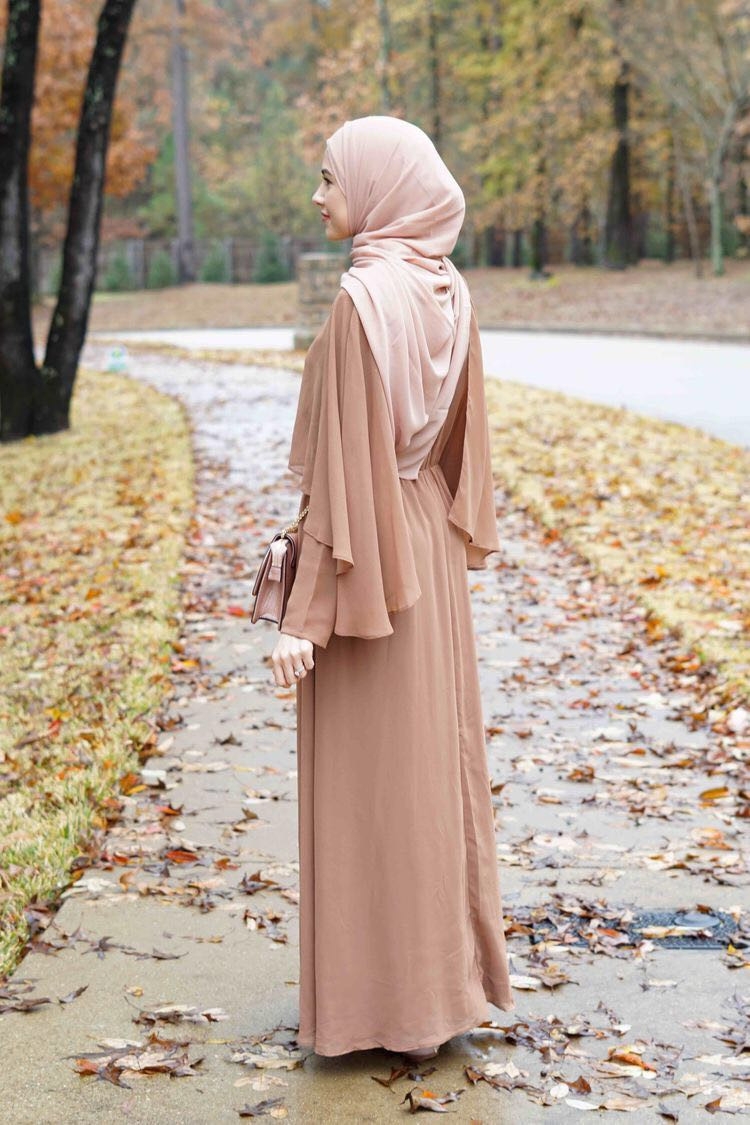 Фасоны исламских платьев (77 фото)