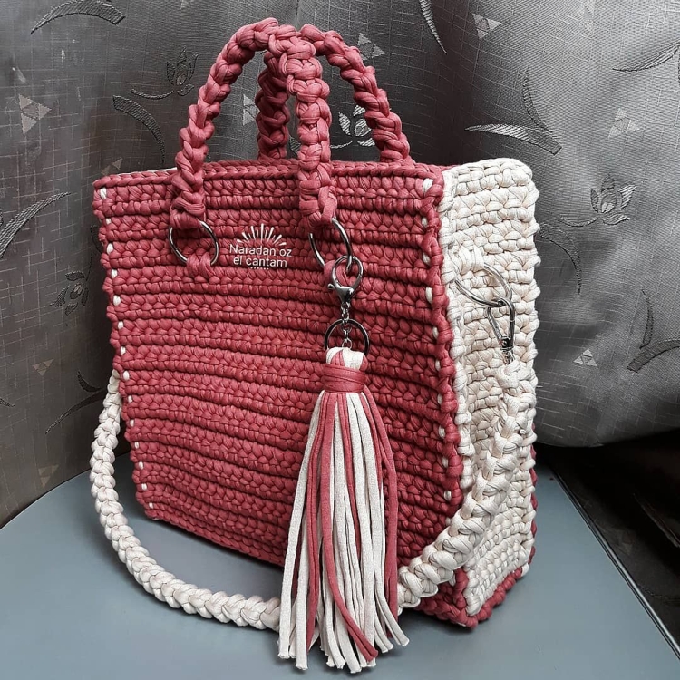 Сумка тоут Prada вязаная