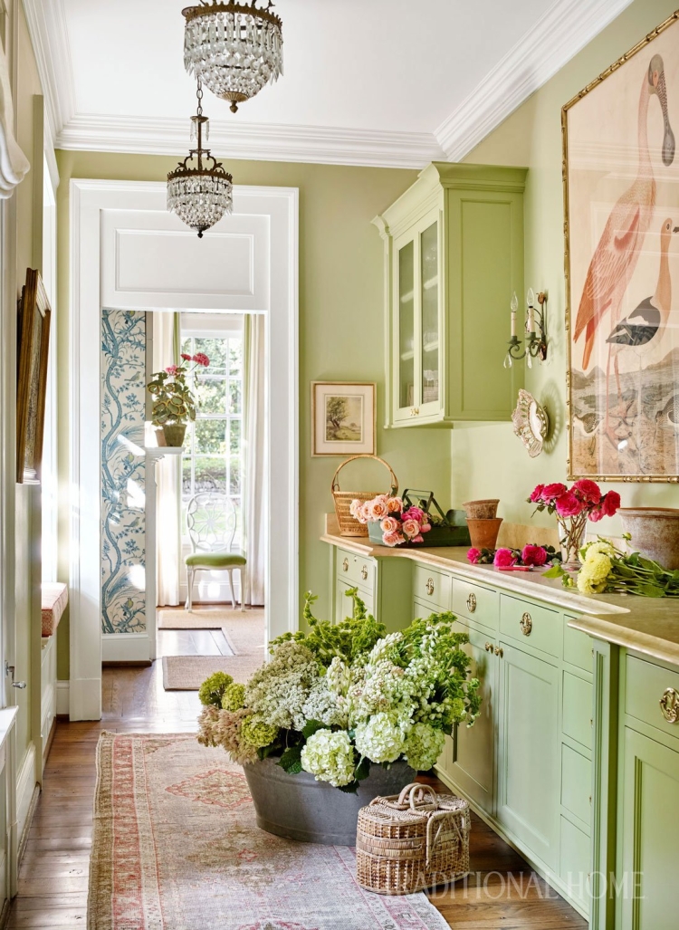 Benjamin Moore 963