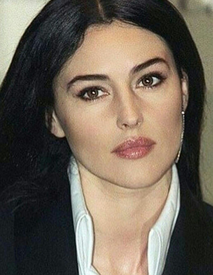 Μoникa Беллуччи
