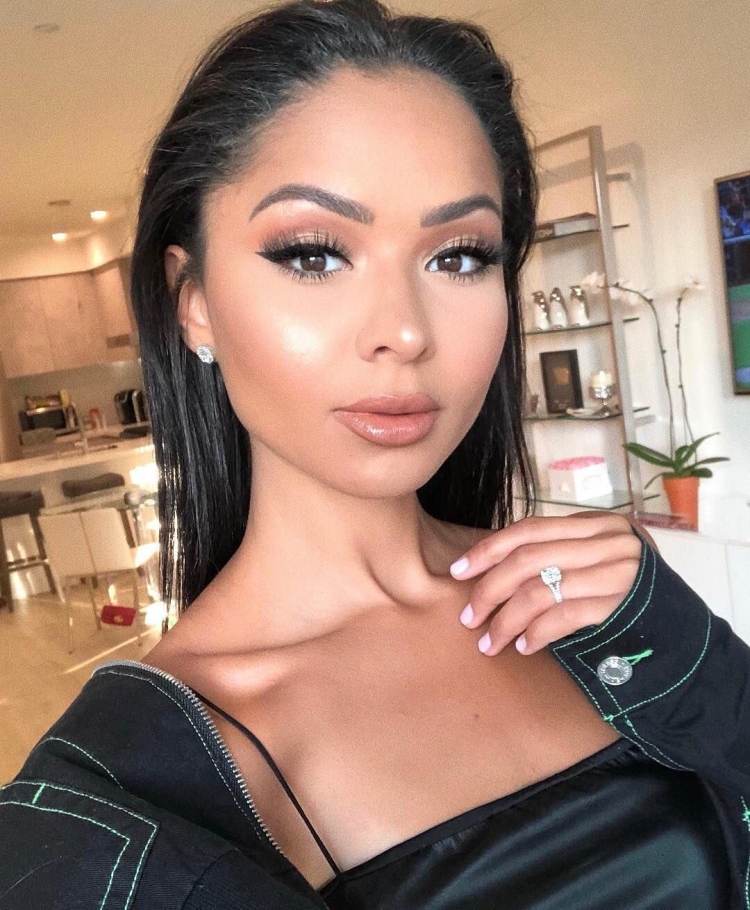 Olivia Culpo Dubai