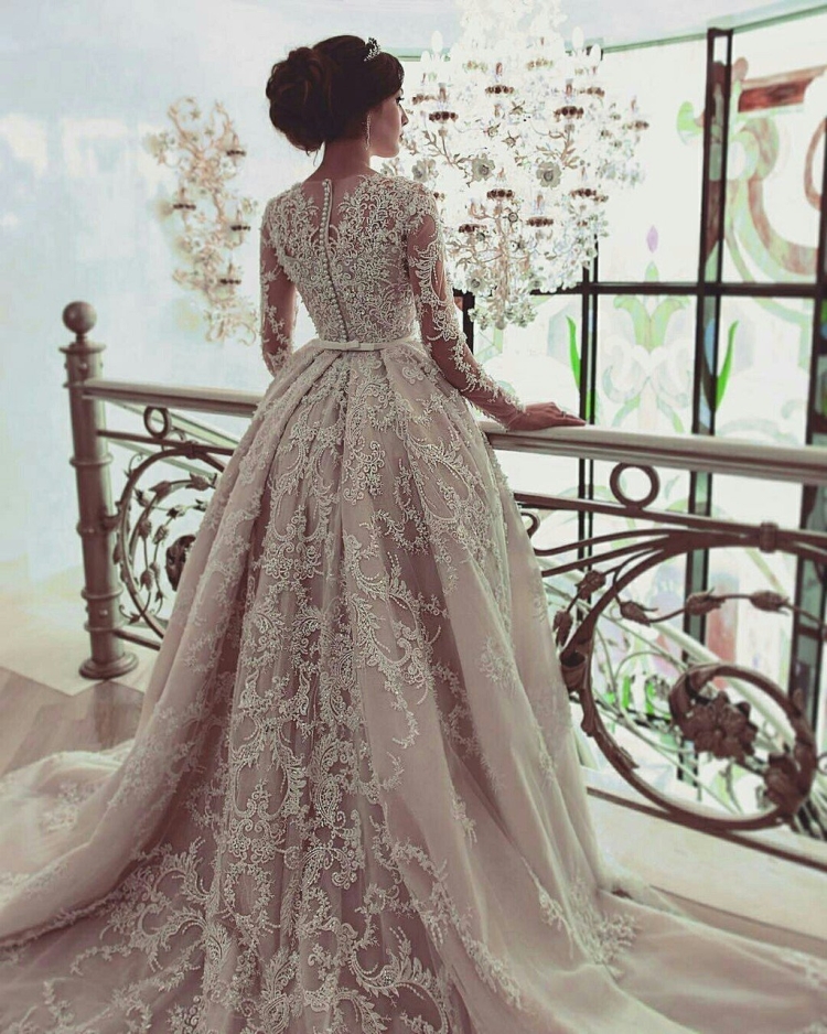 Чеченские свадебное платье для невесты - фото