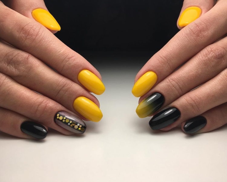 Черно желтый маникюр на короткие ногти