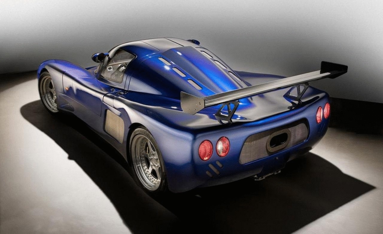 Машина SSC Ultimate Aero