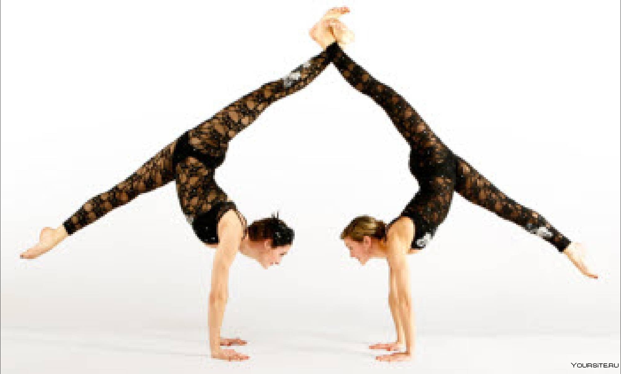 Сделать из 2 человек 1. Акробатические элементы. Акробатические упражнения в паре. Гимнастические элементы легкие. Легкие элементы акробатики.