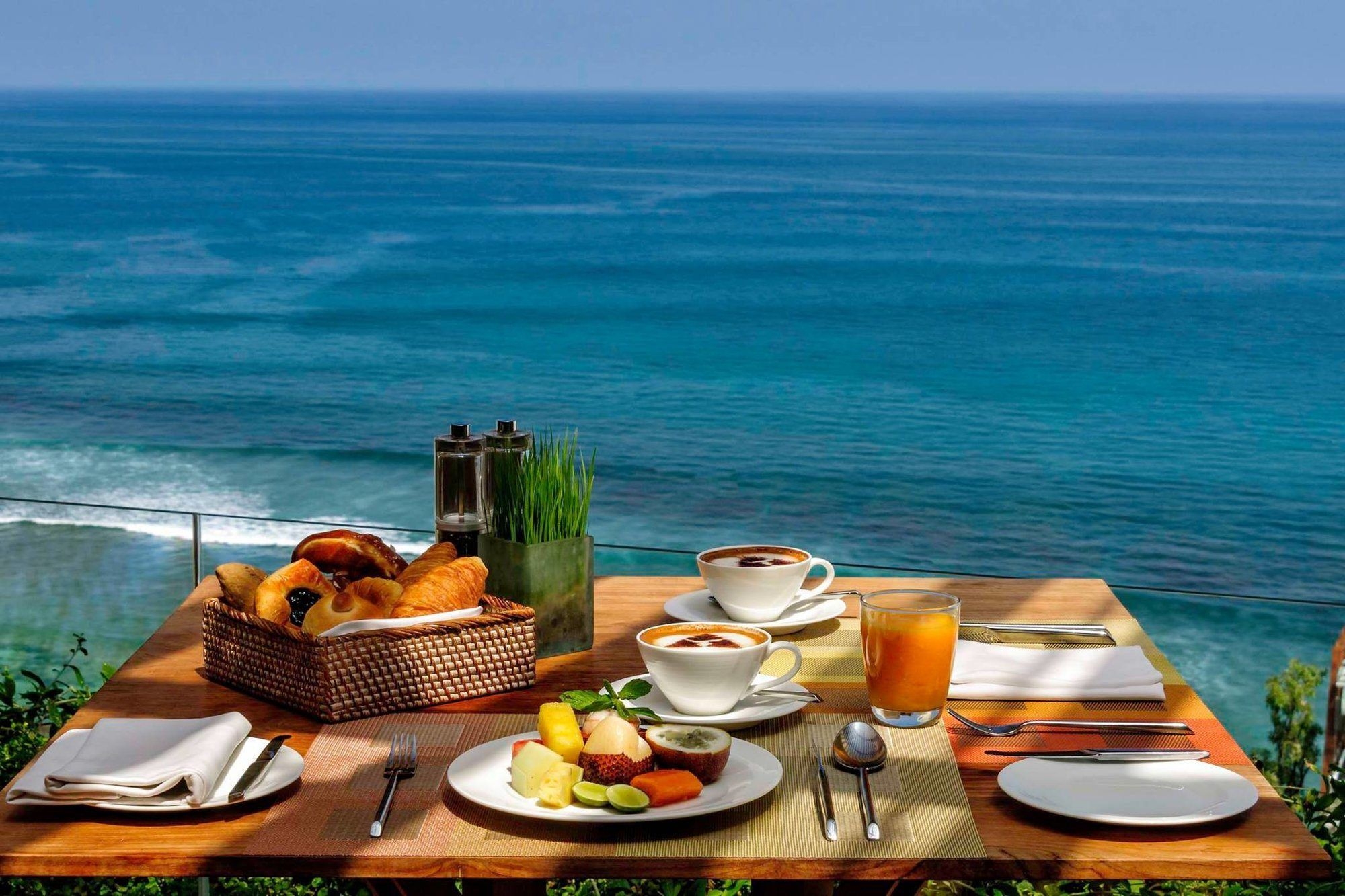 Sea breakfast. Анантара Улувату Бали. Завтрак с видом на море. Утро на море. Завтрак с видом на океан.