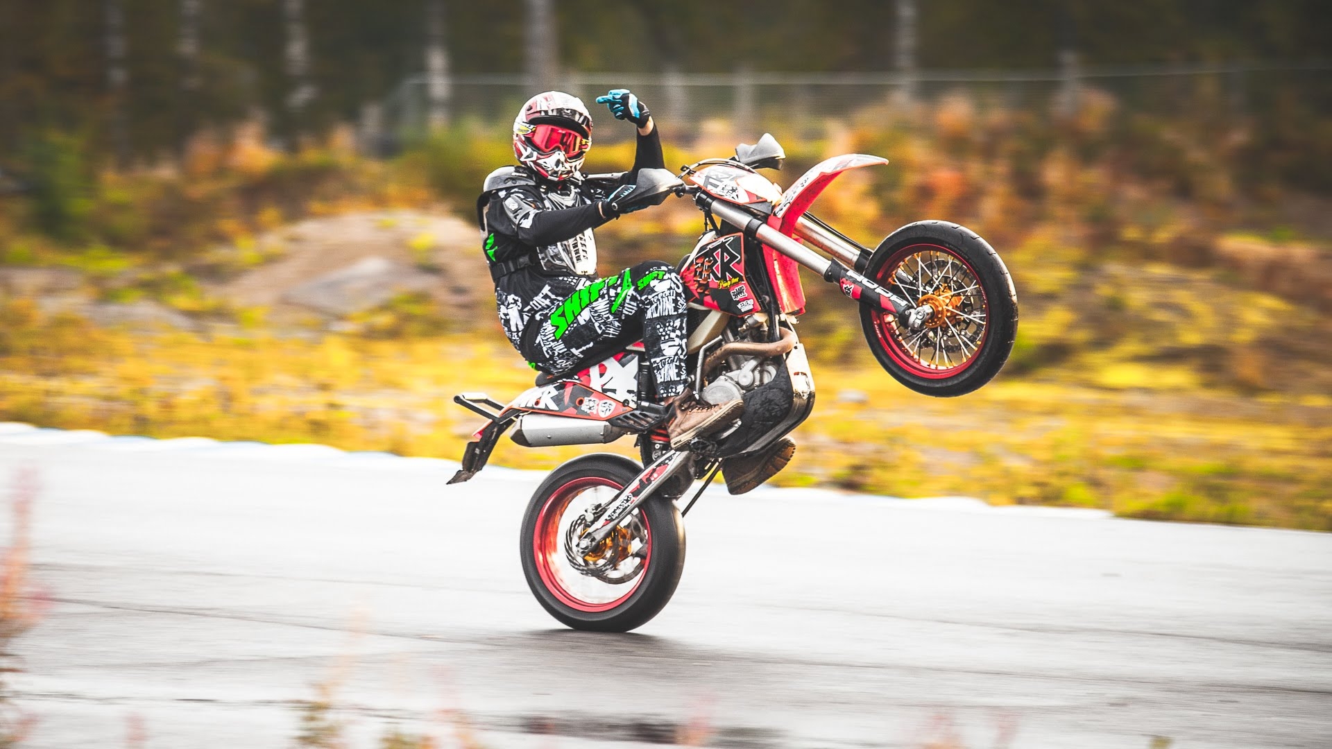 KTM Supermoto РѕР±РѕРё