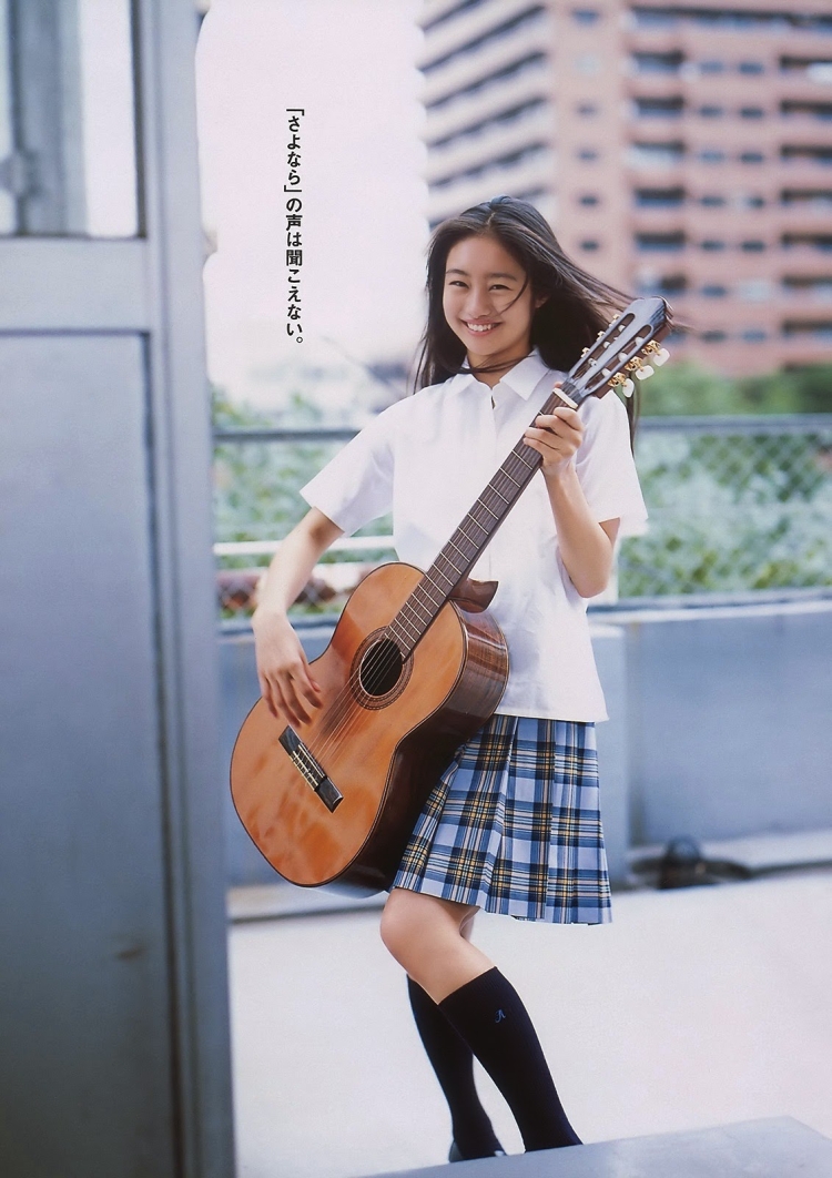 Shiori Kutsuna плейбой