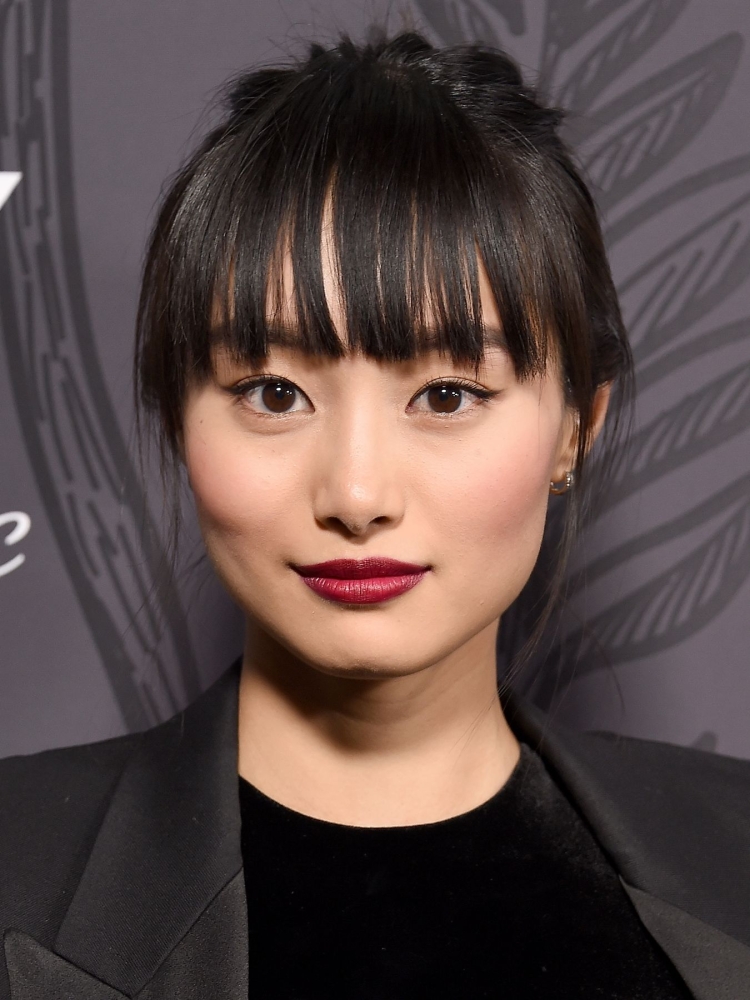 Сиори Куцуна Shioli Kutsuna