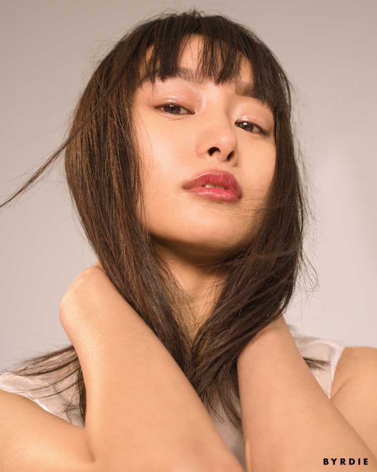 Сиори Куцуна Shioli Kutsuna