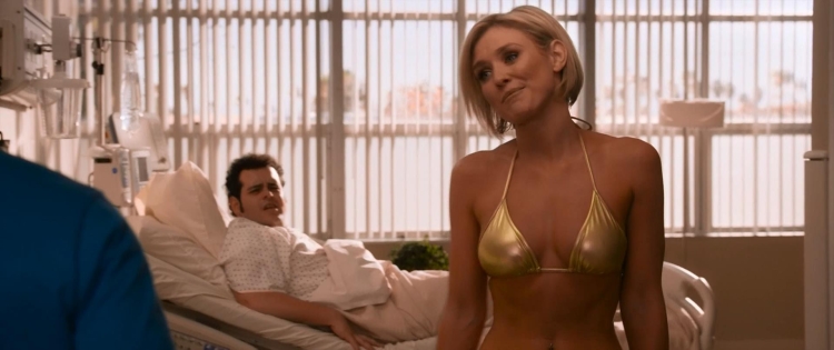 Nicky Whelan Pics