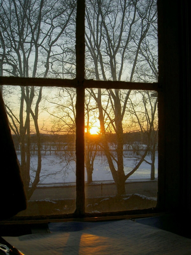 Зима за окном