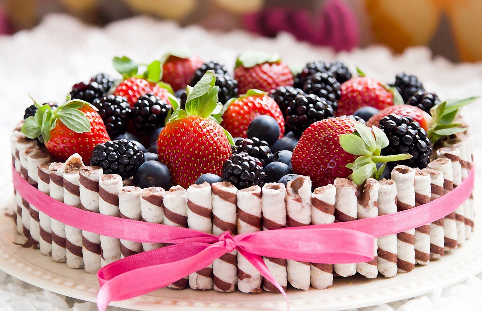 Открытка торт с днем рождения женщине. Красивые торты. Красивые торты на день рождения. Красивые торты фото. Торт с днем рождения!.