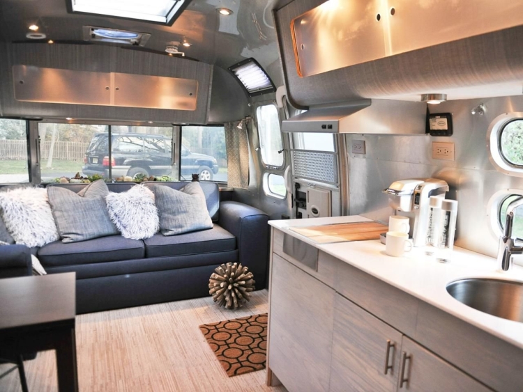Автодом RV Camper