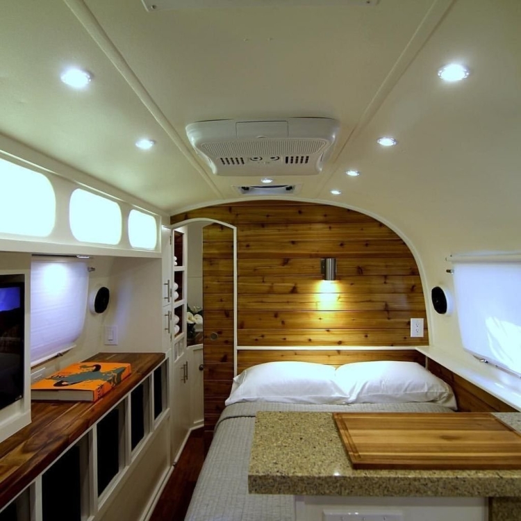 Caravan прицеп Interior