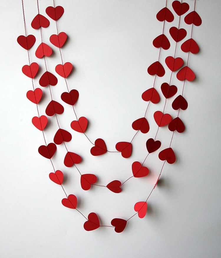Гирлянды из сердечек ко Дню святого Валентина — МК и идеи