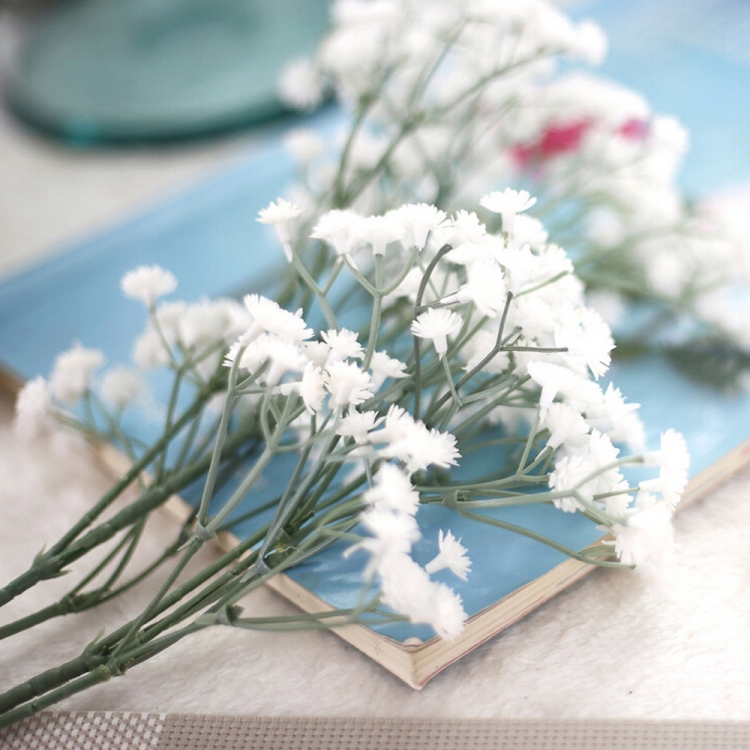 Цветы для украшения букетов маленькие белые