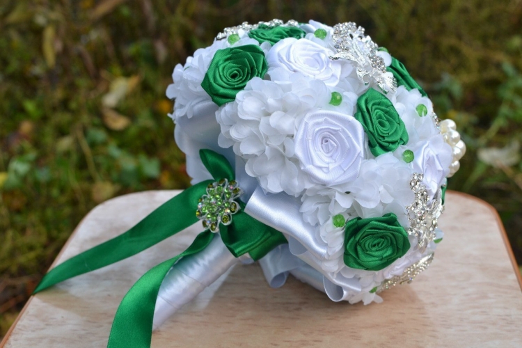 Букет невесты своими руками из искусственных цветов