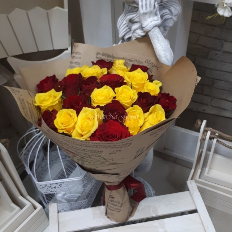Красные розы Кения 40см 25 шт