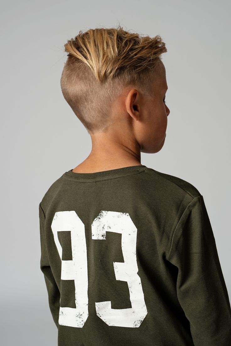 Стридка длямальчика с звостиком