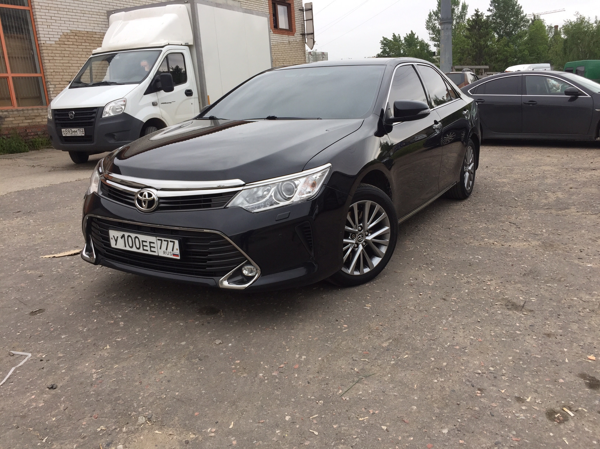 Тойота камри тонированная. Toyota Camry v55 3.5. Toyota Camry 55 тонированная.