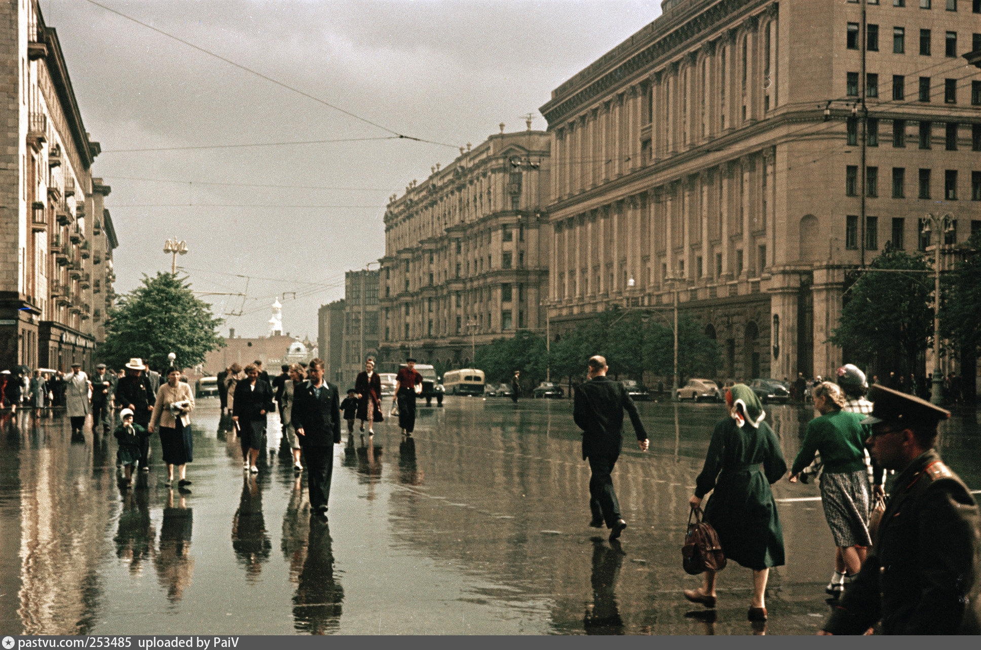 Советские фото городов. Тверская улица 60е. Тверская улица в 1960. Москва в 70-е годы.