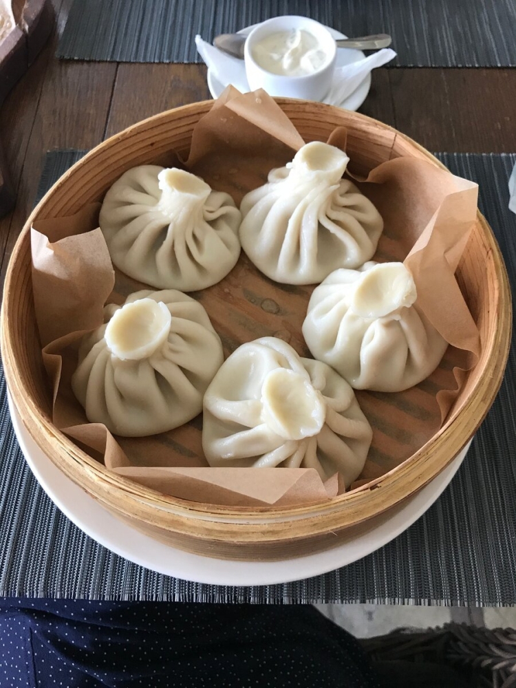 Белые ночи Сочи хинкали