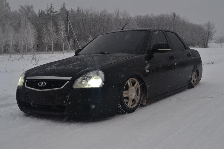 Приора 2 черная тонированная