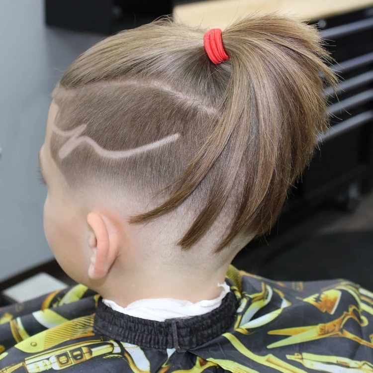 Стридка длямальчика с звостиком