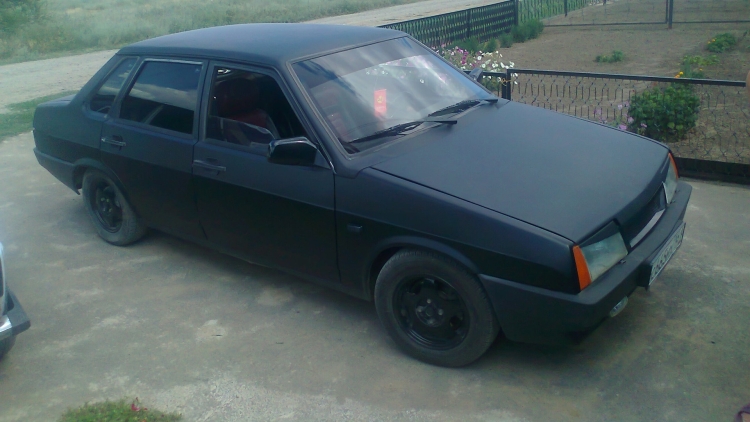 Матовый Lada 21099