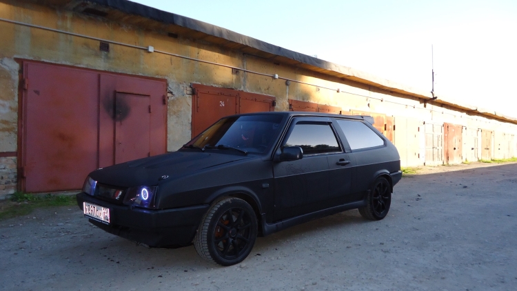 ВАЗ 2108 черно матовая