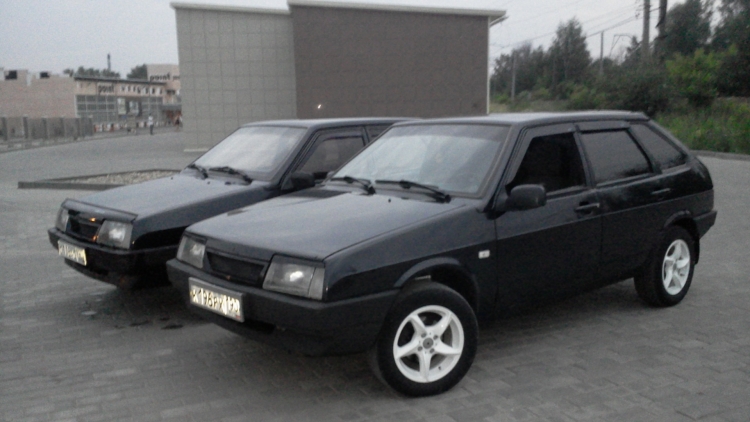ВАЗ 2109 черная -90