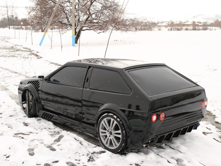 ВАЗ 2108 черная тюнинг