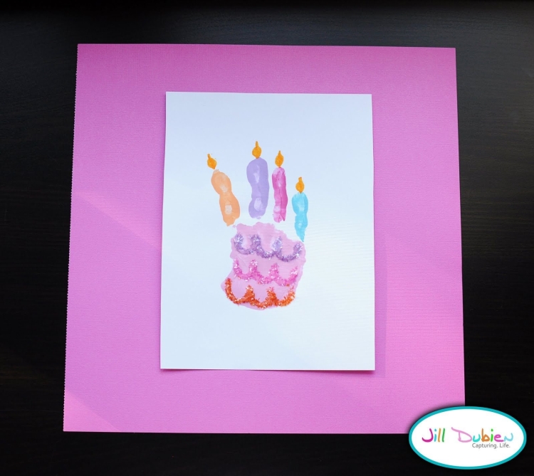 Открытка с отпечатками ладошек