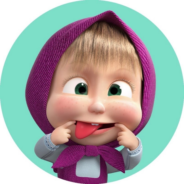 Маша смеется