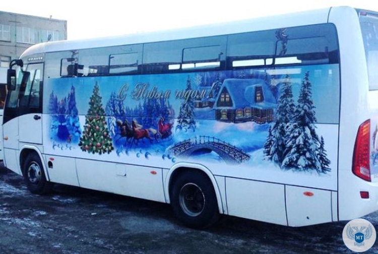 Новогодний автобус