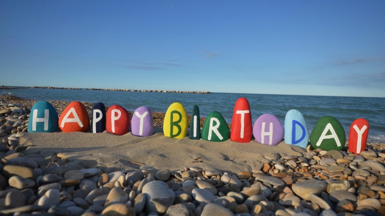 С днем рождения путешествия