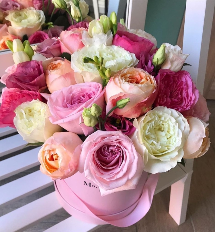 Пионовидные розы Цветторг