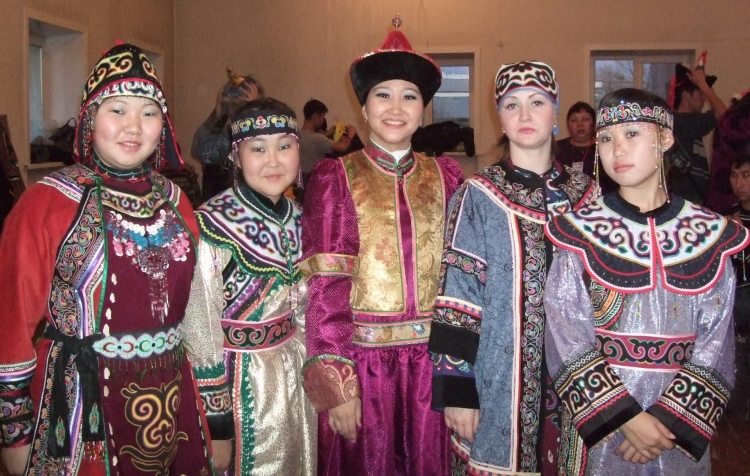 Нанайцы национальный костюм Хабаровске