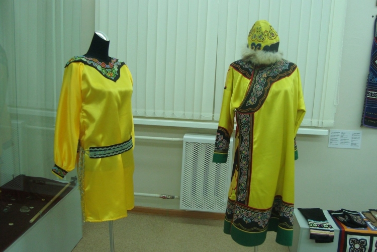 Нанайский мужской костюм