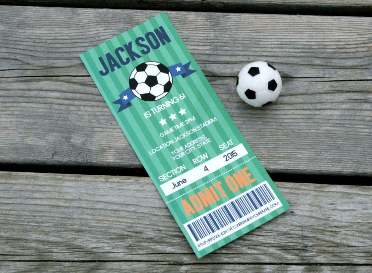 Приглашение на футбольную вечеринку