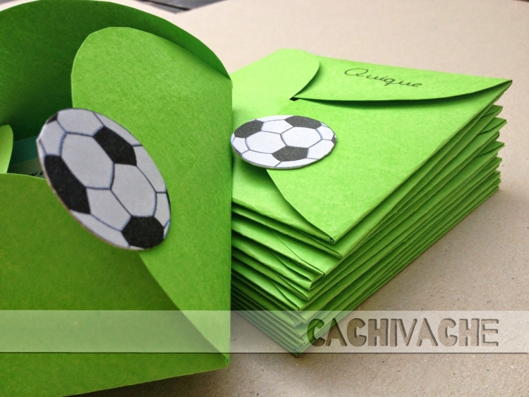 Открытка в стиле футбола