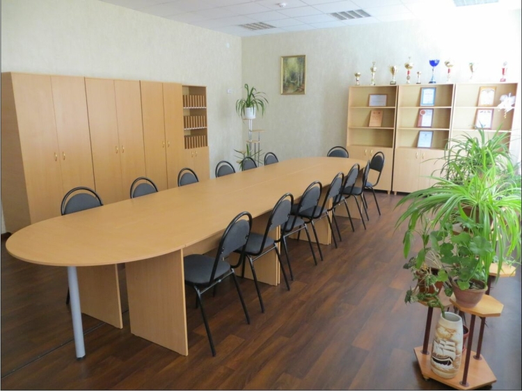 Интерьер учительской в школе
