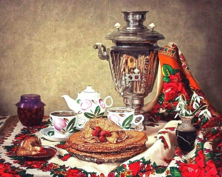 Русское чаепитие с самоваром