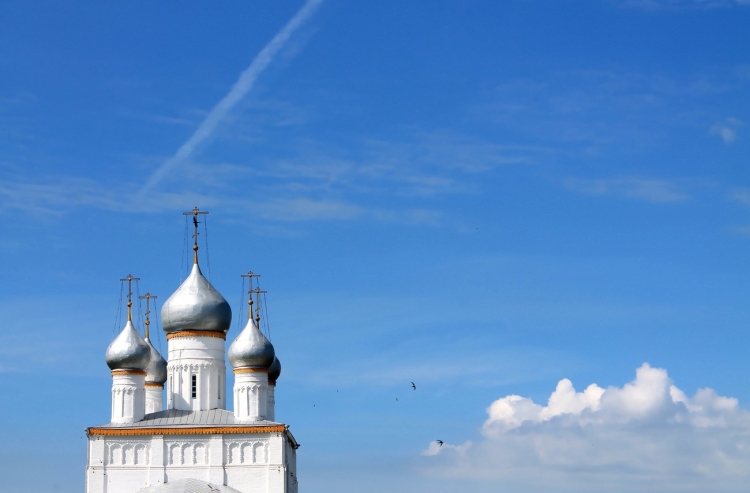 Небо храм православный