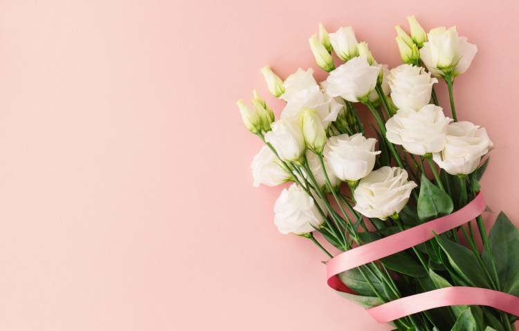 С днём рождения эустома открытка