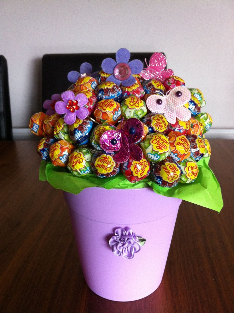 Букет из Чупа-чупсов в горшочке