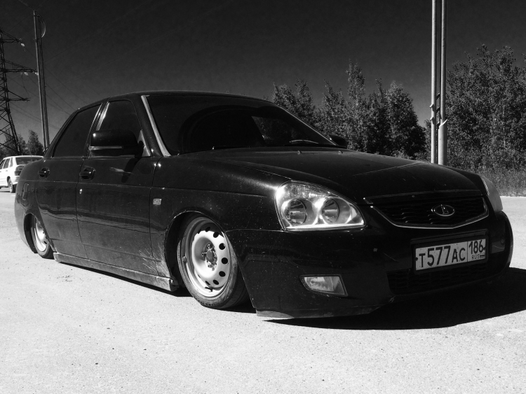 Черная Приора седан пневма