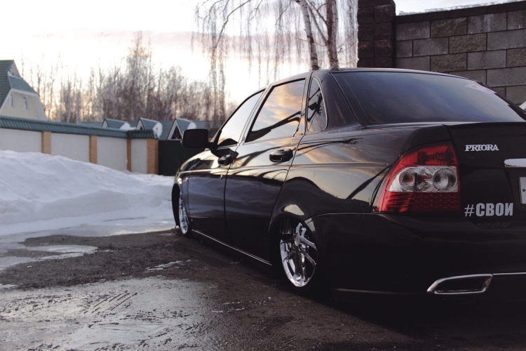 Лада Приора хэтчбек стенс